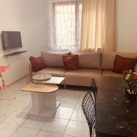 Dervishi Apartman