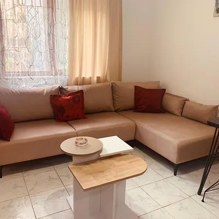Apartman Dervishi *