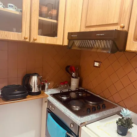 Apartman Dervishi *